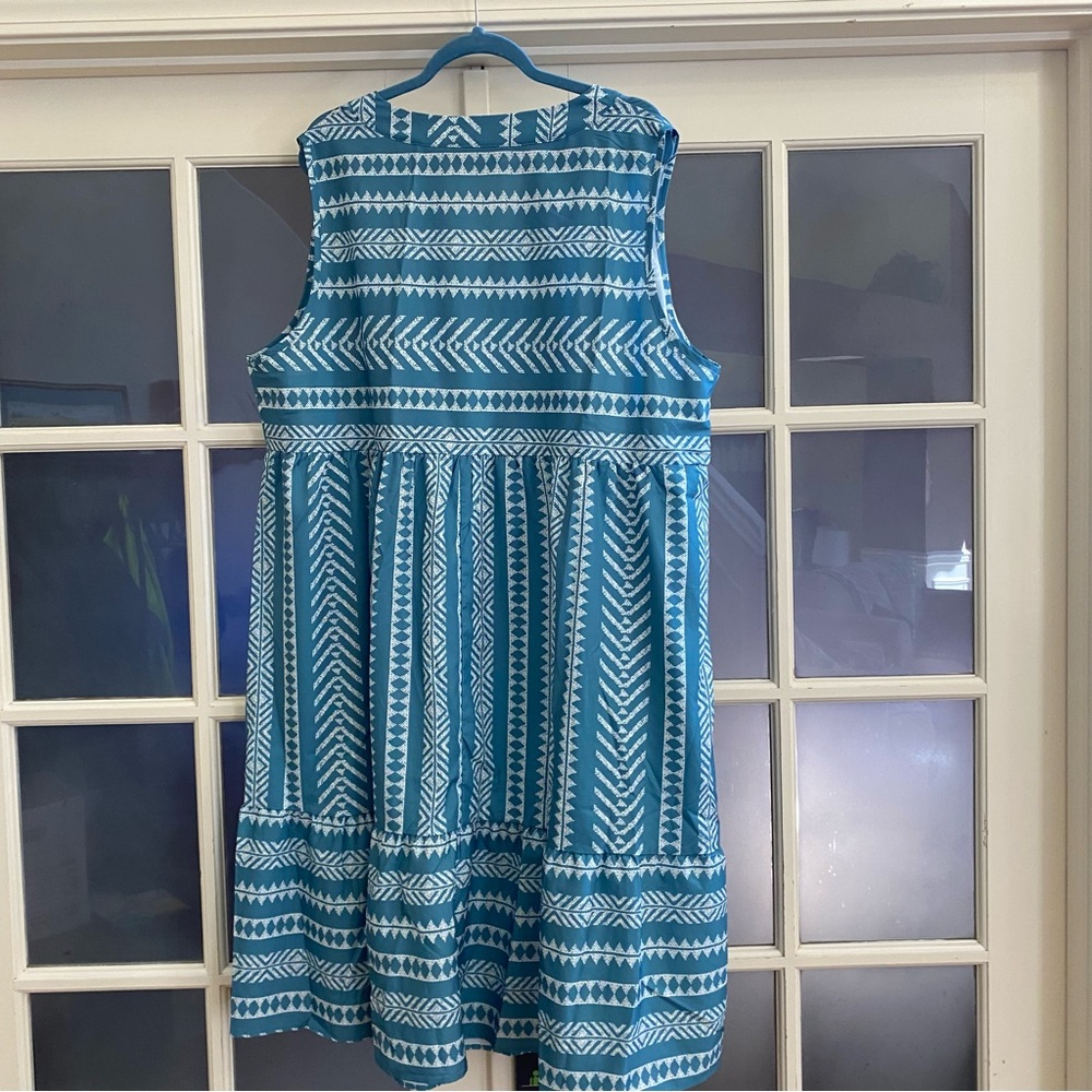 Size 3X Bloomchic Sleeveless Teal Patterned V-Neck Summer Dress - Picture 2 of 8